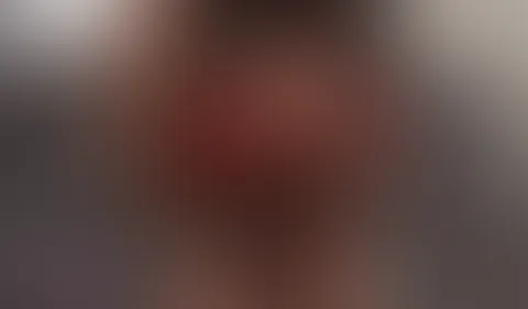 Sinnerbabes Valentins Geschenk an Dich❣️🔥 Das heiße inked Babe mit ihren geilen dicken Latina Titten weiß genau wie sie Dich zum A********n bekommt! Also los, Hose runter und den S*****z in die Hand 