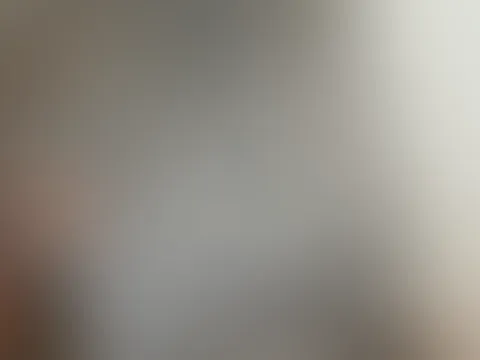 Alleine duschen ist doch irgendwie langweilig oder ?? Wer kommt mir? (Clip 23sek)