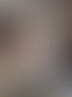 Hier gleich auf dem Sessel?