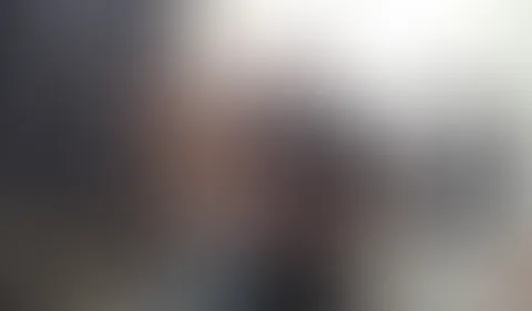 Handwerker reißt Kundin die F***e auf!