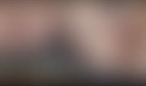 Lesben spreizen Ihre P***ys