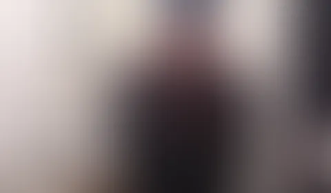 Über Weihnachten war nicht viel Zeit für geile Schweinereien. Dafür zeige ich dir warum wir Damen manchmal so lange auf Toilette sind.
