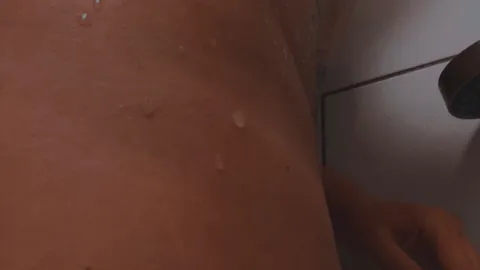 Would you like to be greeted like that? 🥵
