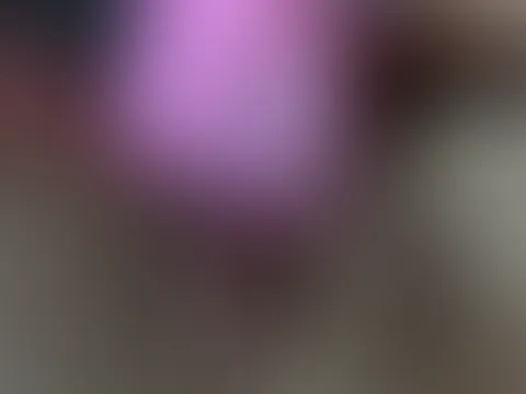 Es sollte lieber dein S*****z sein, der da hineingleitet 🥵