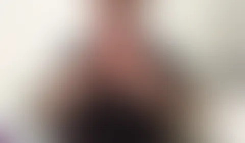 Einfach WIXXEN! Einfach GEIL Es wird gewixxt, du mit mir und ich mit dir! Ganz einfach... aber auch einfach Geil! Meine F***e ist richtig schön Nass und der Vibrator flutscht ins Nasse vergnügen bis