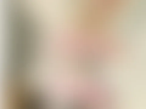 Dich erwartet heißer Content von deinem Curvy Girl next Door ✨💋 Sinnlich, Selbstbewusst, Verführerisch. Bei mir musst du dich nicht verstellen. Schreib mir und lass uns unser heißes Abendteuer beginn