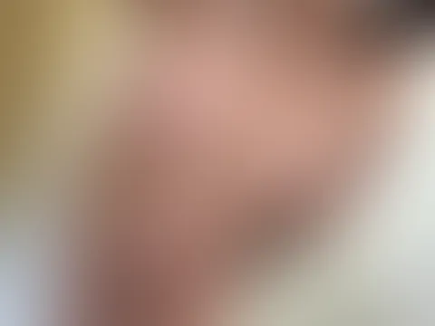 Kurz blank gezogen🤭 Ich glaube, heute wage ich mich, live zu gehen beim Duschen auf dem Campingplatz.💦🏕 Bist du dabei?🤭
