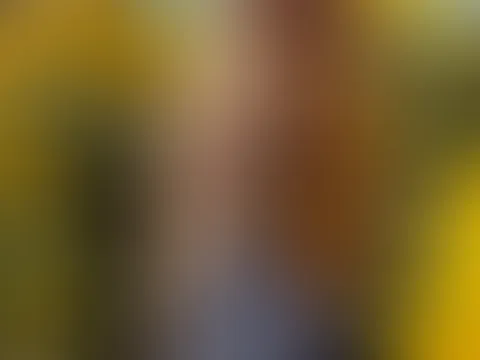 🌻 Die Sonne küsst meine Haut. Der Rest… bleibt vorerst ein Geheimnis.