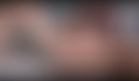 Kleiner Vorgeschmack gefällig? 😏 Das passiert, wenn ich nach dem Gym allein bin und mein Toy unauffindbar ist... 🥒 Wer will sehen, wie nah ich mein neues 'Lieblingsgemüse' an mich ranlasse? Heute Ab