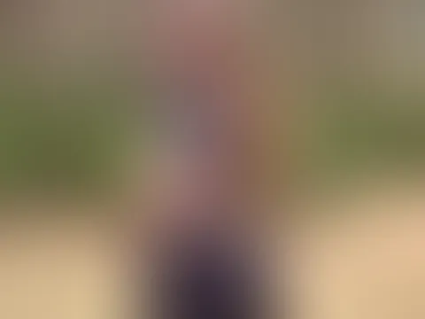 Little cheeky in the woods😘