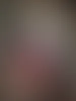 Darf ich dir meine Titten ins Gesicht pressen? 🤤