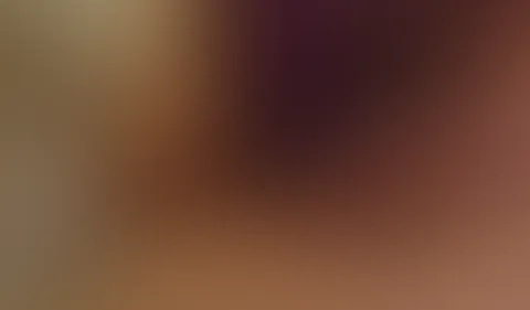 meine enge P***y geniesst den Dildo genüsslich..😈