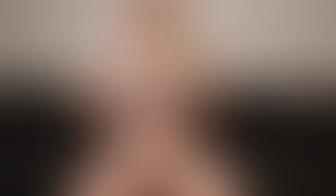 Türchen Nr. 12 Ein kleiner Taschenvibrator! Das klingt doch mega nett. Wann immer man Lust hat kann man loslegen. Natürlich wird er gleich getestet 🥰