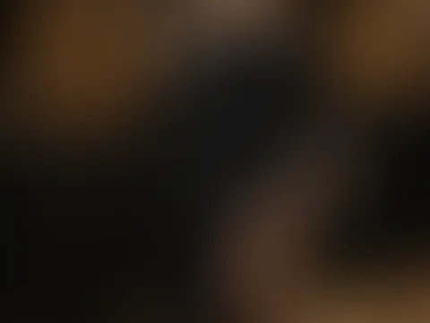 Guten Rutsch ins neue Jahr 😘 Danke für die Treue – sie macht mich richtig heiß auf alles, was kommt. Ich freue mich riesig darauf, im neuen Jahr mit voller Energie und Hingabe loszulegen … mit dem Pl