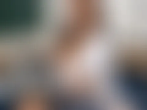 Soll ich für dich dein kleines Schulmädchen sein? Du darfst mit mir machen was du willst🥰 #amateur #a**l #arschf**k #blowjob #devot #schulmädchen #teen #young