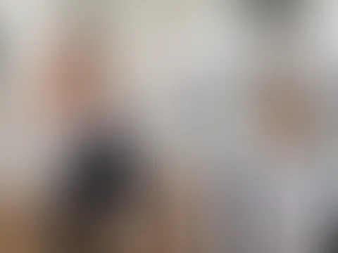 Wenn das mein Chef wüsste!? Einfach im HO GESQUIRTET… 💦