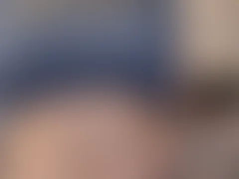 Hey lust ein wenig zu chatten,du kannst mich anschreiben ich verspreche dir auch ich beiße nicht 😘Weniger anzeigen