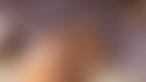 Spritz mir auf die Titten🍒😏💦