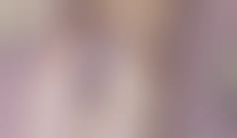 Geile enge Teen-F***e gefingert und mit Dildo penetriert 🥵💦👅🔞