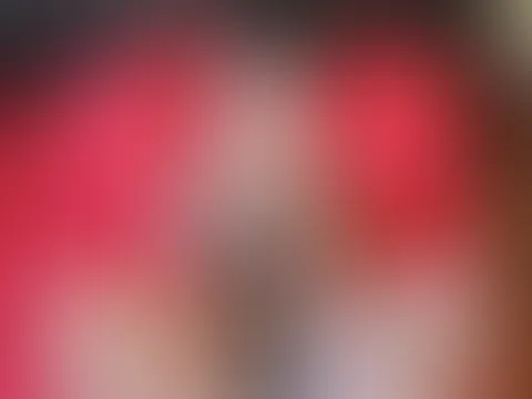Geiles Kätzchen kriegt einen Orgasmus!