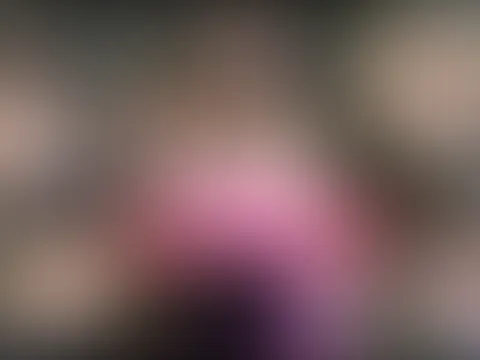 Massiere mir meine prallen Naturtitten!