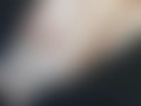 Shhhh. Sei brav und komm zu Mommy.