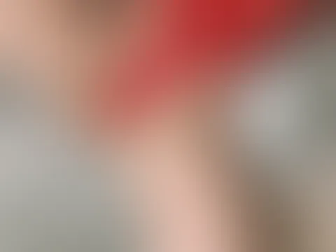 Hast du schon die heißen Fotos bekommen? Wenn nicht schreib mir gern 😏