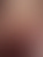 Der Marcel ist Piercer und nachdem er mit seinem dicken S*****z meine M****i betäubt hat. Da hat er mir noch einen Wunsch erfüllt. Danke. Ich hoffe wir genießen uns wieder