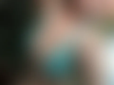 Lass dir deine Vorteile als Feed Abonnent nicht entgehen 🫶🏽🥰 es kommen nicht nur fast täglich geile Fotos und heisse Videos online im Abo 😈💖😜 treue wird bei mir belohnt und hast du Spass dann ha