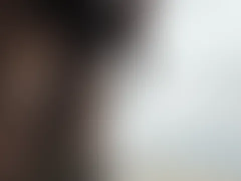 P***y gefingert im Hotelzimmer
