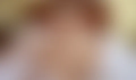 Tennie kriegt Orgasmus und wird hardcore kaputt gef**kt!!!