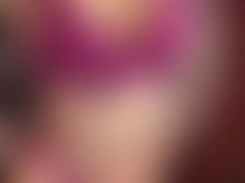 Ich wollte euch nicht zu lange warten lassen. Der zweite Teil ist viel heißer... und viel persönlicher. 💦 Schaust du nur zu oder berührst du dich mit mir?