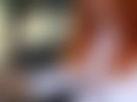 Hey mein lieber đ wenn du sehen möchtest wie ich mich auf dem Traktor ganz nackt fĂŒr dich ausziehe und dir alles zeige, dann schau mal bei mir vorbei đ