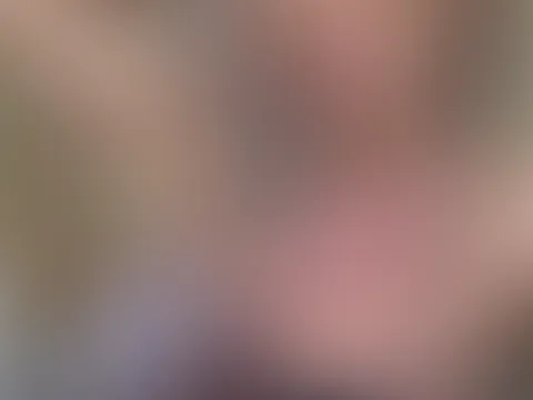 Guten Morgen 😘 Ich wünsche allen einen schönen Dienstag. Ich bin heute unterwegs und werde wieder eine Nacht im Hotel verbringen 🤗