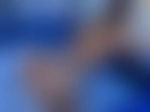 Geiler C******e für meine mega feuchte Teenie F***e!