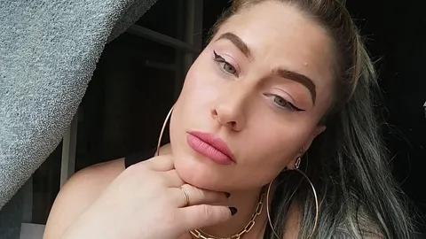 Sexy blonde 🥵💦