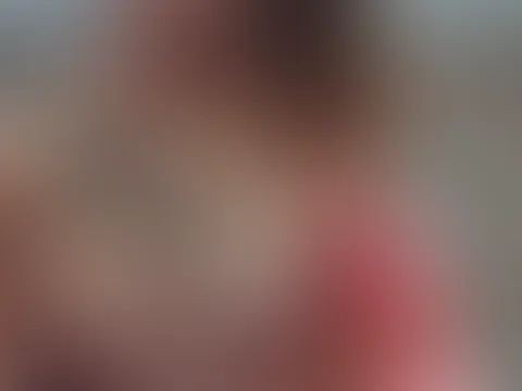 Heiße kleine Titten 🔥