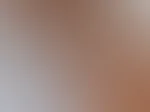 Ein Tag ohne BH – so soll es immer sein! Es ist Freiheit. Keine Enge, kein Druck – nur mein Körper, so wie er ist. Meine Brüste bewegen sich nach Lust und Laune, meine Haut atmet. Ich liebe es, mich s