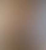 Nackt und blond dazu