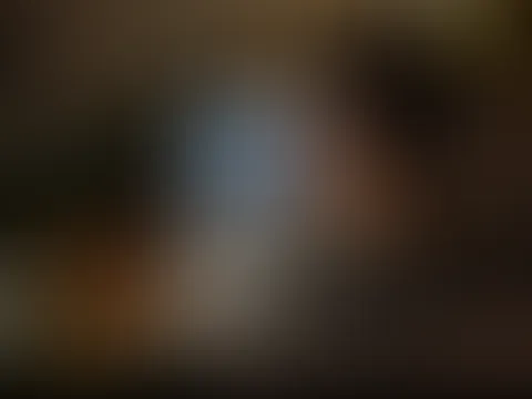 Stiefbruder beim P***o schauen erwischt.