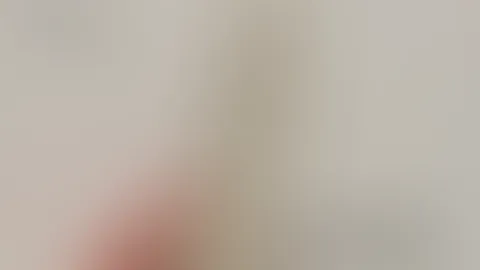 Teaser: Glass dildo