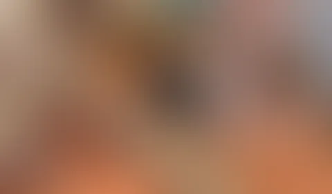 Orgasmusexplosion bei Ashley Cumstar