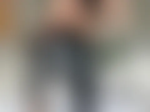 hilfst du mir beim ausziehen ?💋