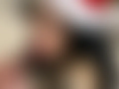 Oh Santa, ich war dieses Jahr ein sehr böses Girl und ich brauche auf jeden fall deine dicke Rute !!!