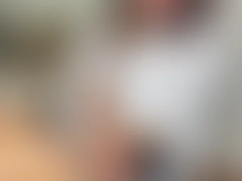 Huhu, kleine Vorstellung, bin die Felice ode einfach Fee. Verfolge mich beim entdecken und erkunden meiner eigenen Sexualität. Ich nehme dich gerne mit 😈🥰