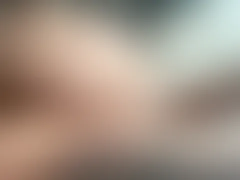 Ich liege schon halb ausgezogen im Bett 😏 Fehlt nur noch jemand neben mir…