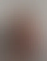 Ich finde die Farbe Rot gesteht mir sehr gut 🤭 was meinst du? 🙈