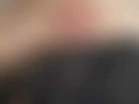 Was würdest du direkt küssen? Lippen oder Nippel? 😜💋👅