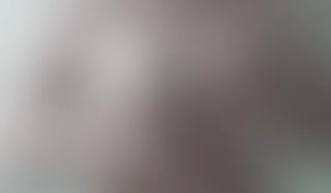 Lass mich deinen S*****z massieren