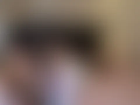 Ich besorg es mir im Bett und komm für dich! 💦